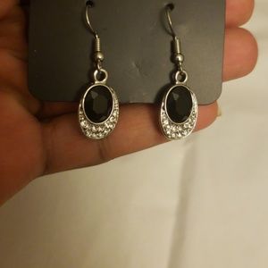Posh onyx and silver earrings